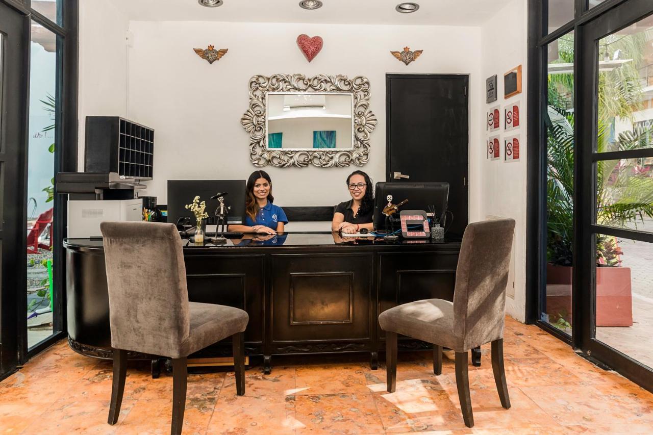 Casa Ticul Hotel Boutique - 5Th Ave (Adults Only) ปลายาเดลการ์เมน ภายนอก รูปภาพ Reception at the clinic