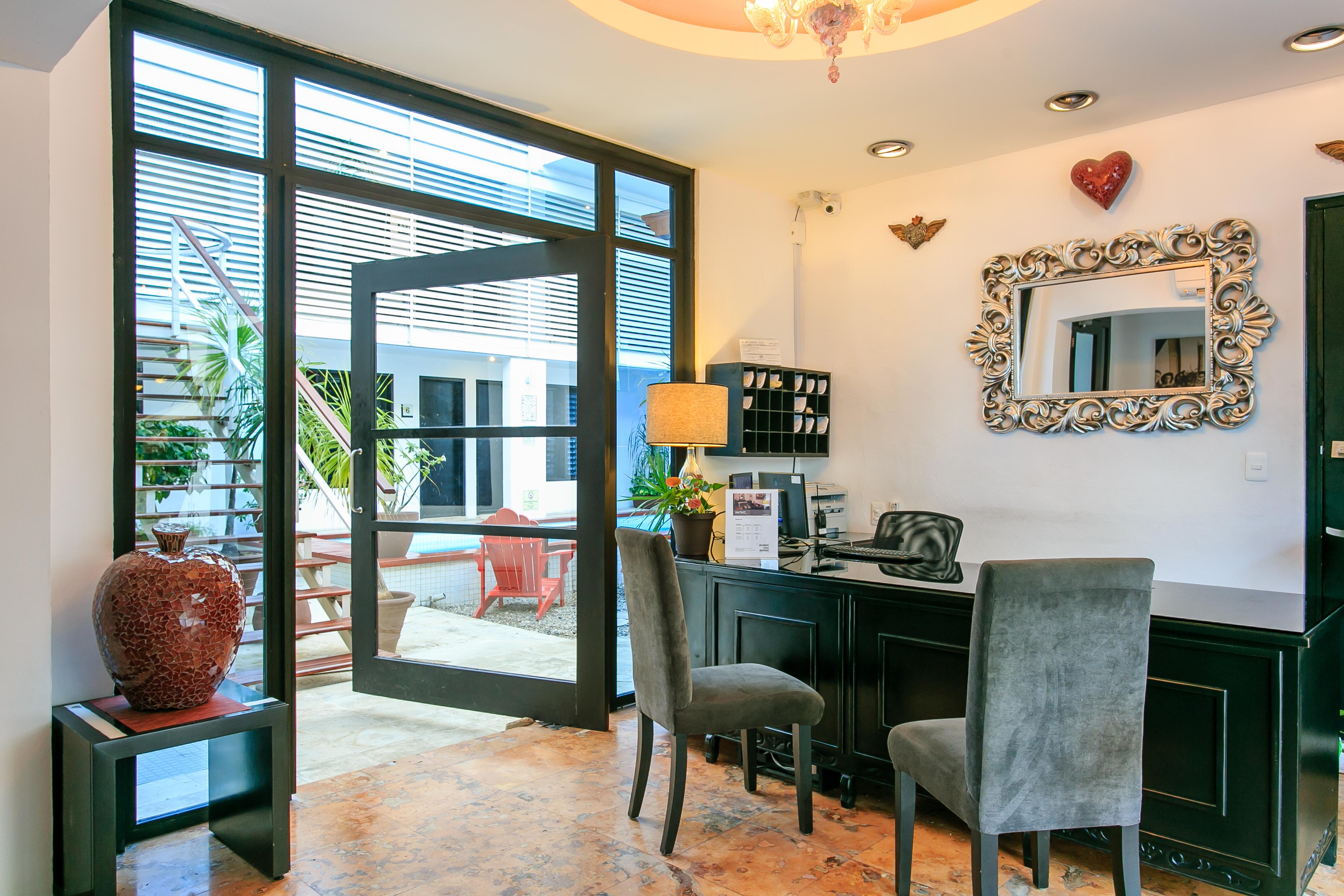 Casa Ticul Hotel Boutique - 5Th Ave (Adults Only) ปลายาเดลการ์เมน ภายนอก รูปภาพ Reception area