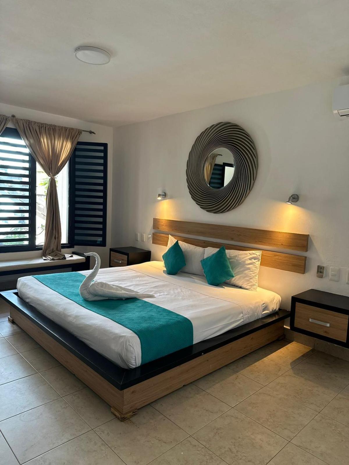 Casa Ticul Hotel Boutique - 5Th Ave (Adults Only) ปลายาเดลการ์เมน ภายนอก รูปภาพ A bedroom at the hotel