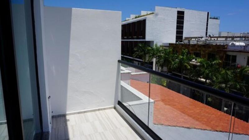 Casa Ticul Hotel Boutique - 5Th Ave (Adults Only) ปลายาเดลการ์เมน ภายนอก รูปภาพ A glass balustrade
